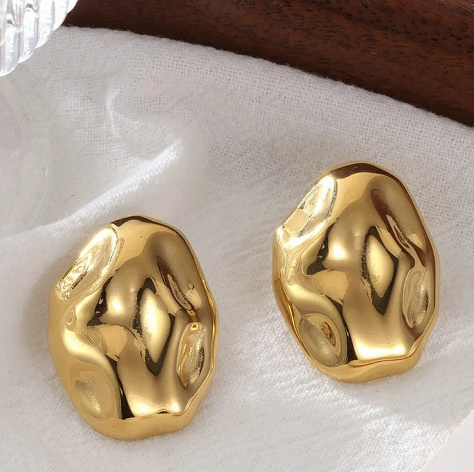 Oval Hammered Studs