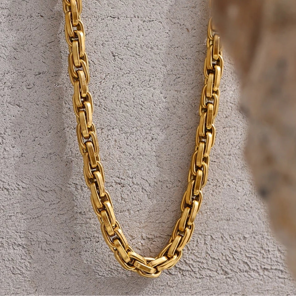 Dominion Chain Necklace