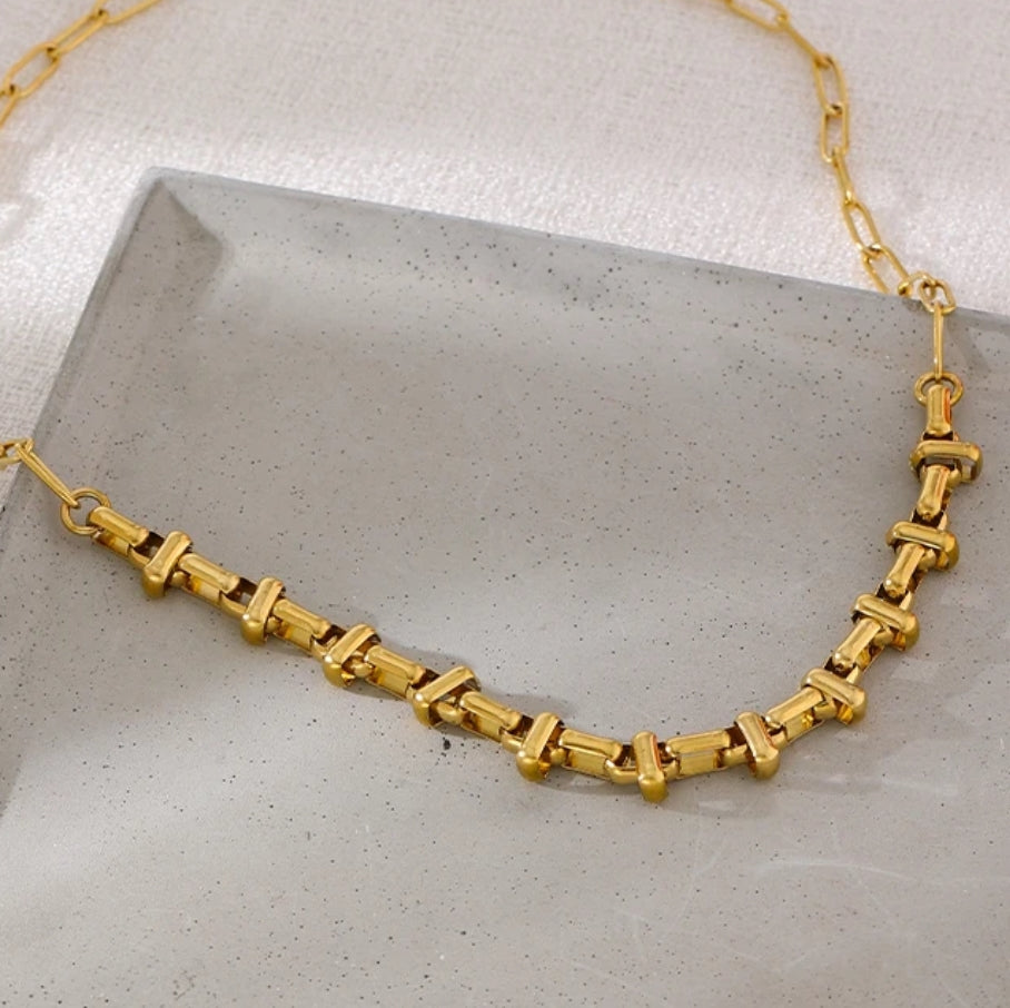 Bolt Luxe Chain