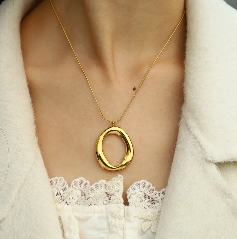 Molten Halo Necklace
