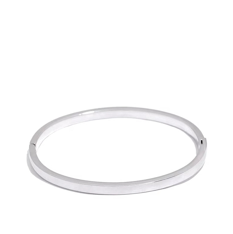 Polished Oval Bangle Bracelet