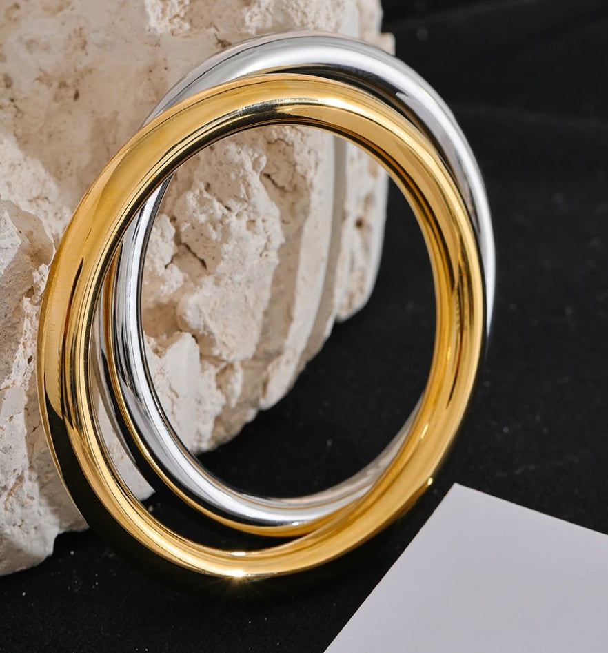 Polished Rounded Bangle Bracelet