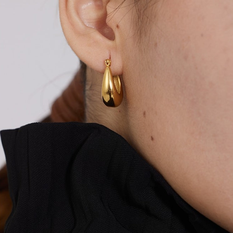 Tapered Smooth Huggie Earrings