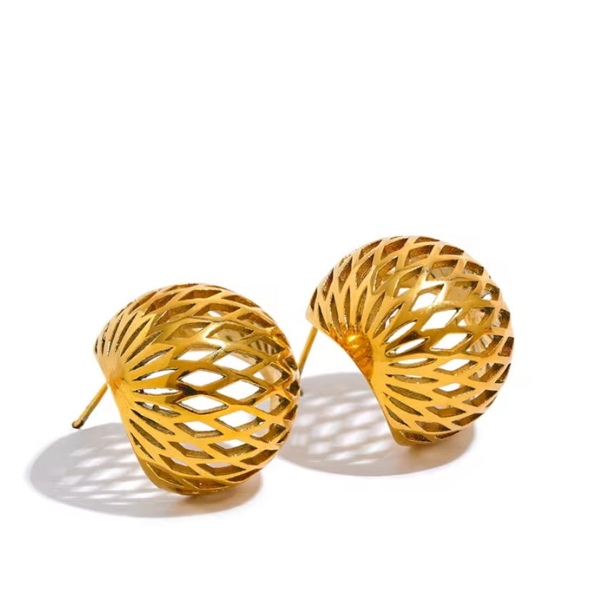 Lattice Domed Stud Earrings