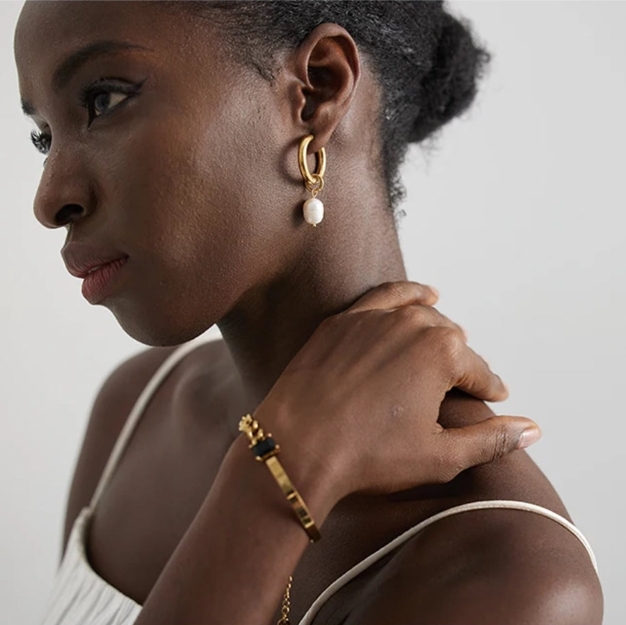 Freshwater Pearl Drop Earrings