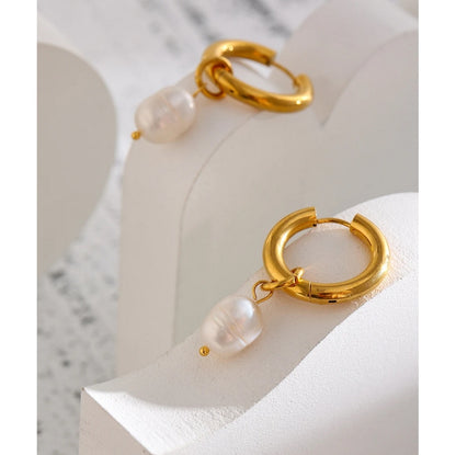 Freshwater Pearl Drop Earrings