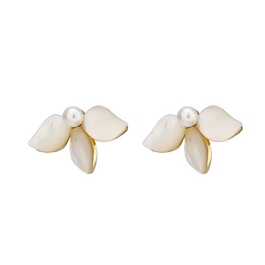 Petal Shell Stud Earrings