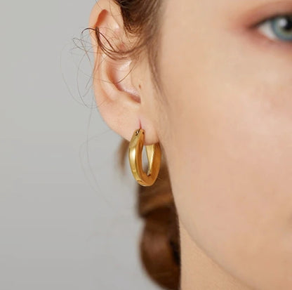 Molten Hoops