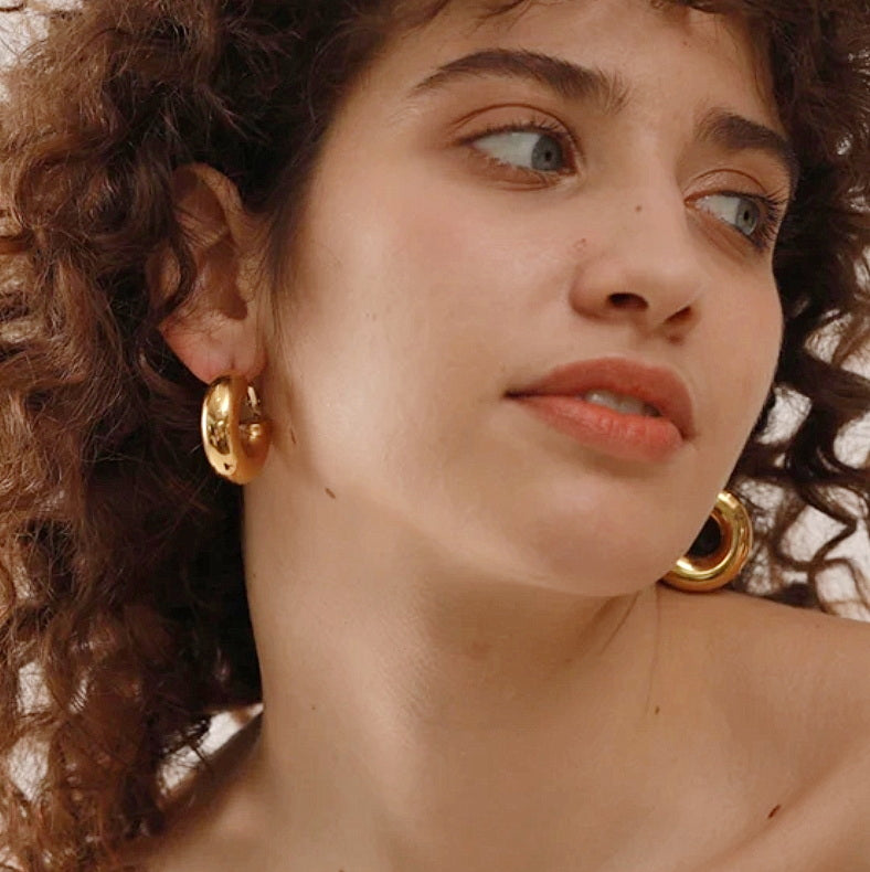 Luna Bold Hoops