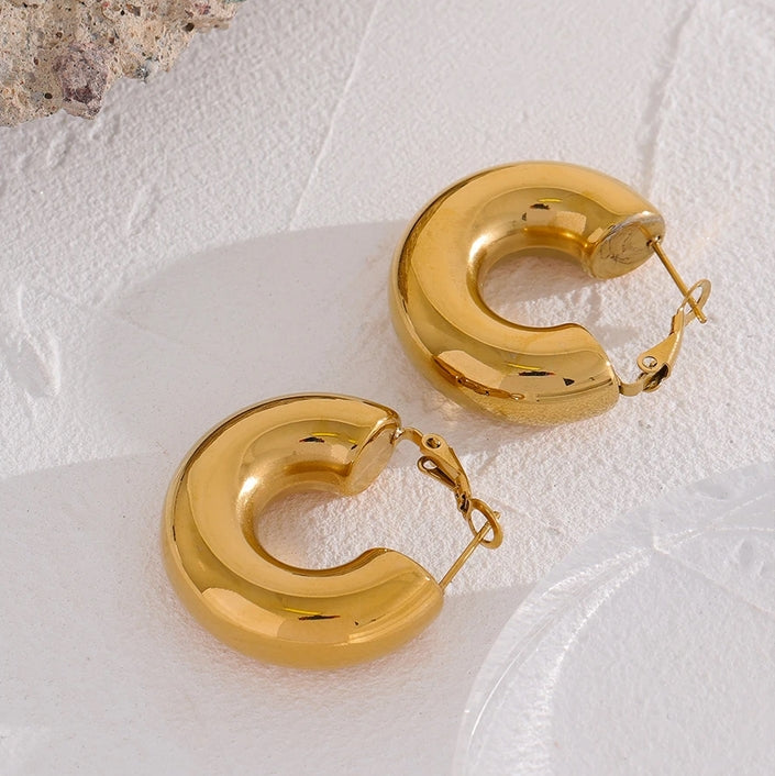 Luna Bold Hoops