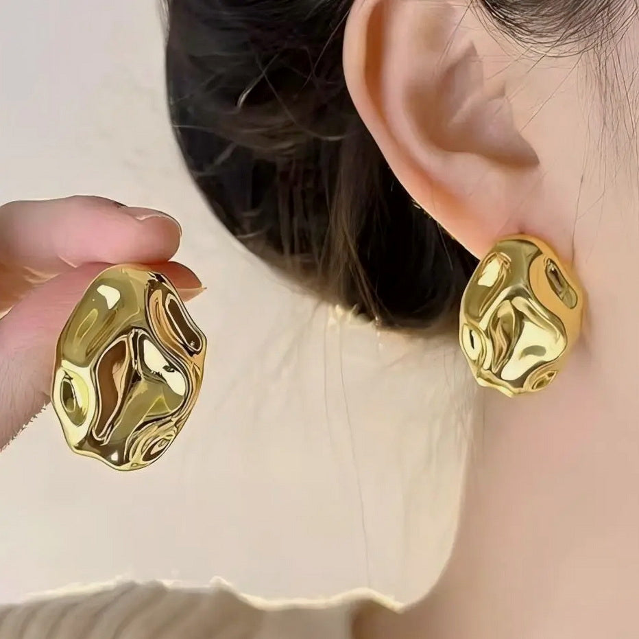 Oval Hammered Studs