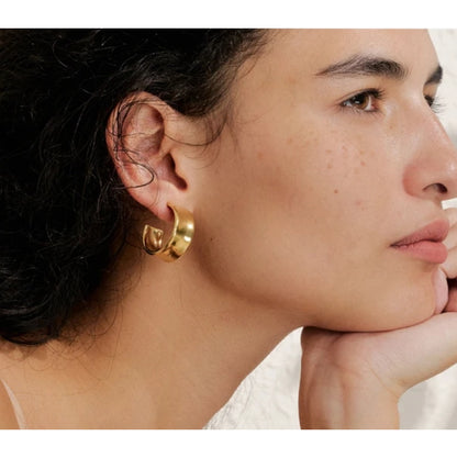 Opaline Curve Earrings