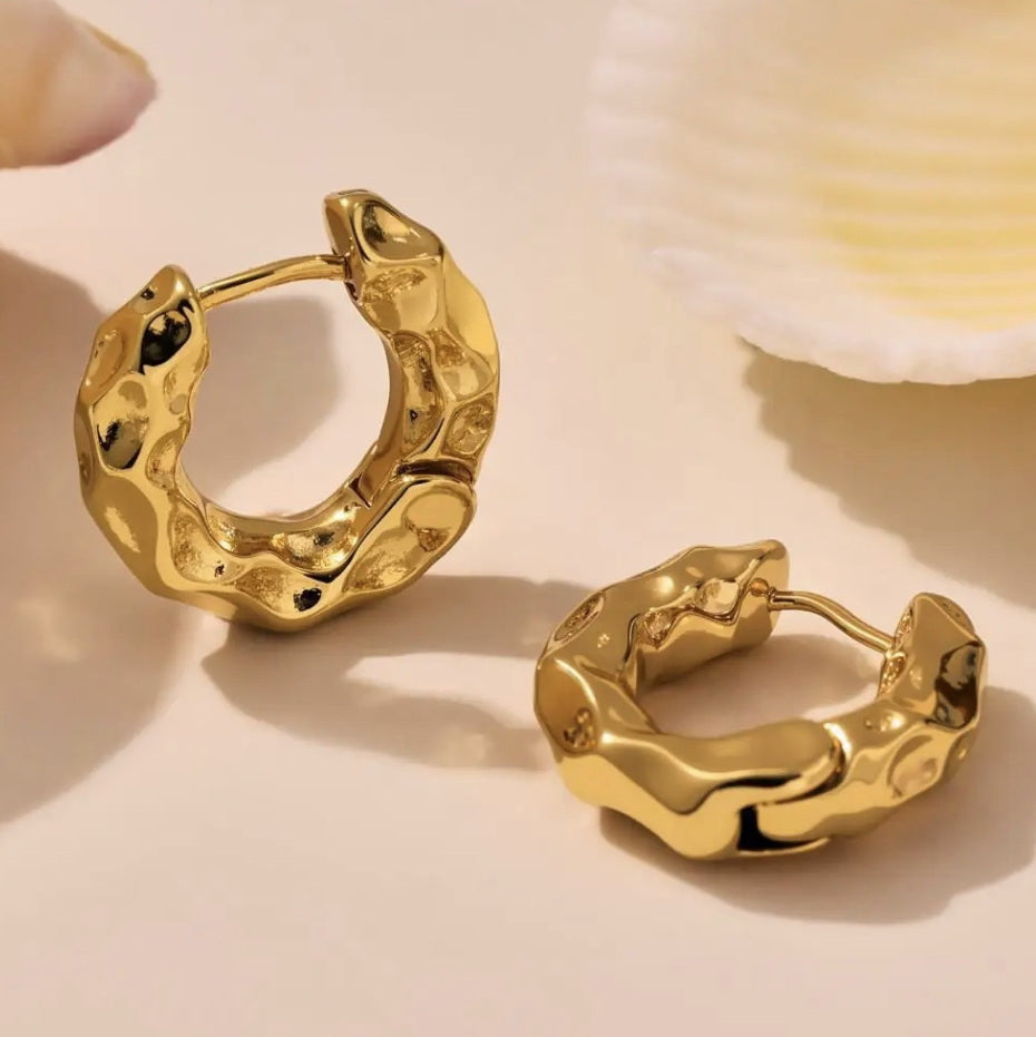 Aurelia Hammered Huggies