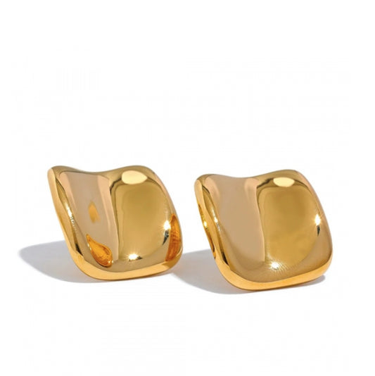 Wavy Square Stud Earrings