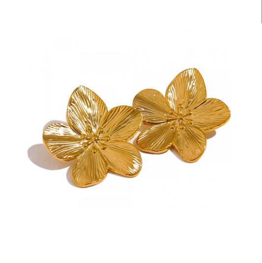 Textured Flower Stud Earrings