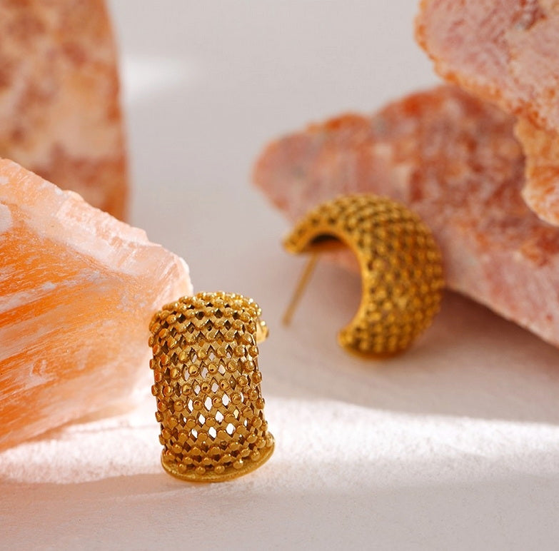 Woven Curved Stud Earrings