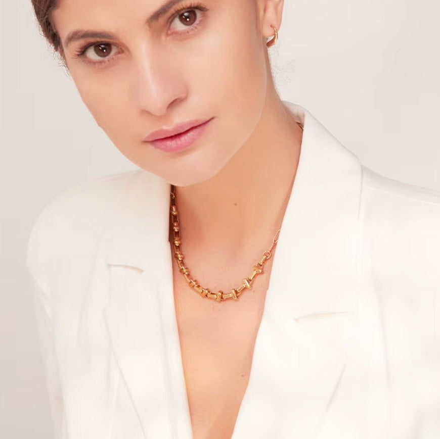 Golden Relay Necklace