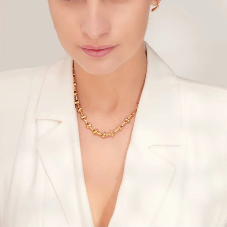 Golden Relay Necklace