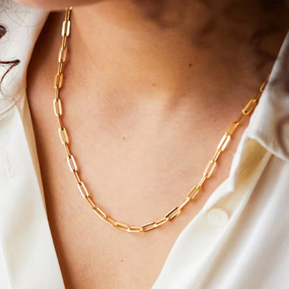Elara Link Necklace