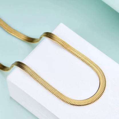 Satin Herringbone Necklace