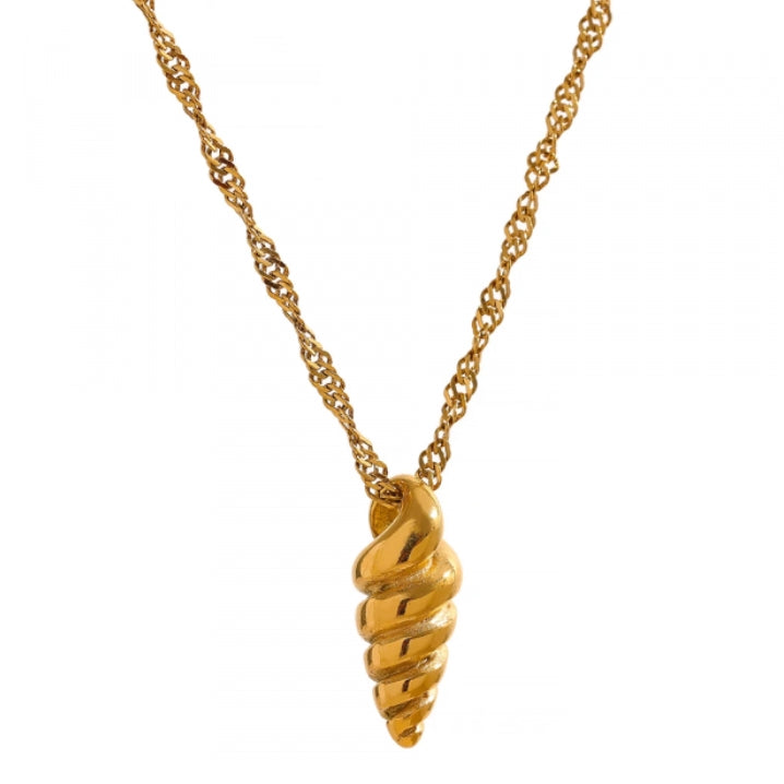 Conch Pendant Twist Chain Necklace