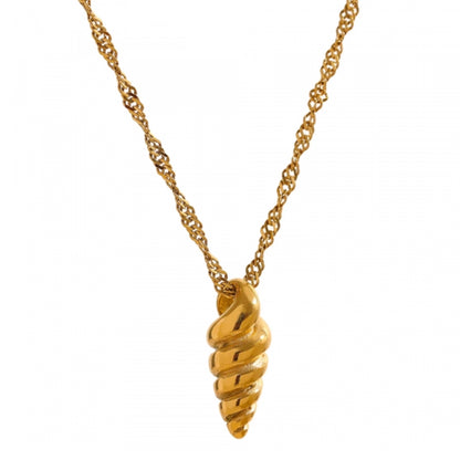 Conch Pendant Twist Chain Necklace