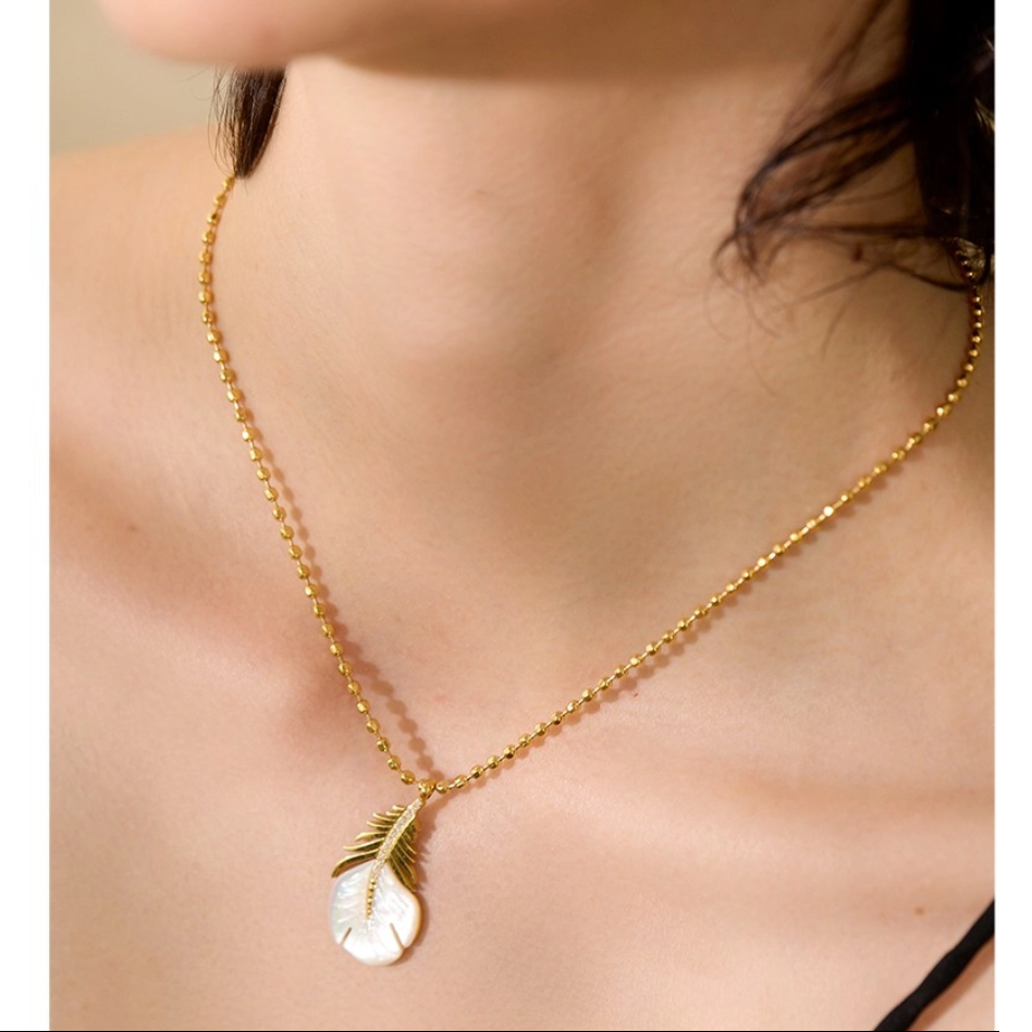 White Shell Feather Pendant Necklace