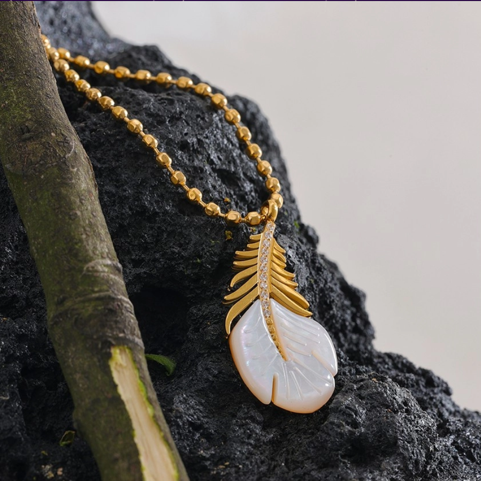 White Shell Feather Pendant Necklace