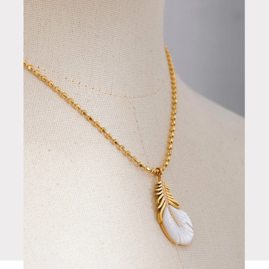 White Shell Feather Pendant Necklace