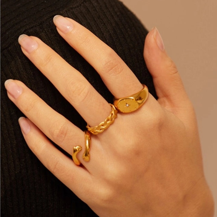 Embrace Sculptured Ring