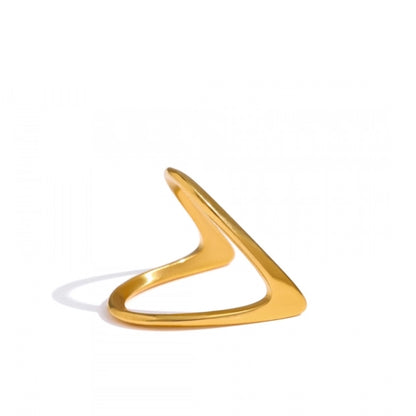 Angular Triangle Geometric Ring